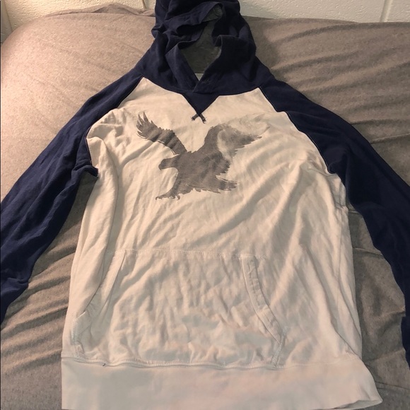 American Eagle long sleeved hoodie - Picture 1 of 3
